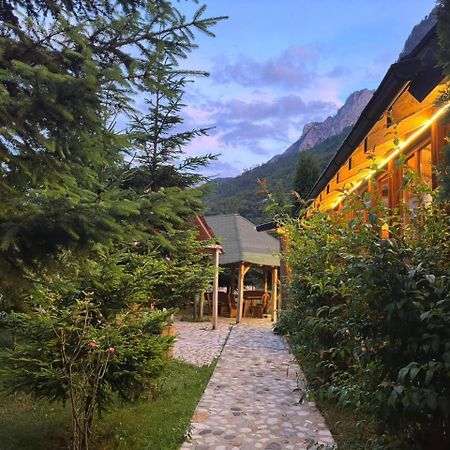 Готель Valbona Relax Екстер'єр фото