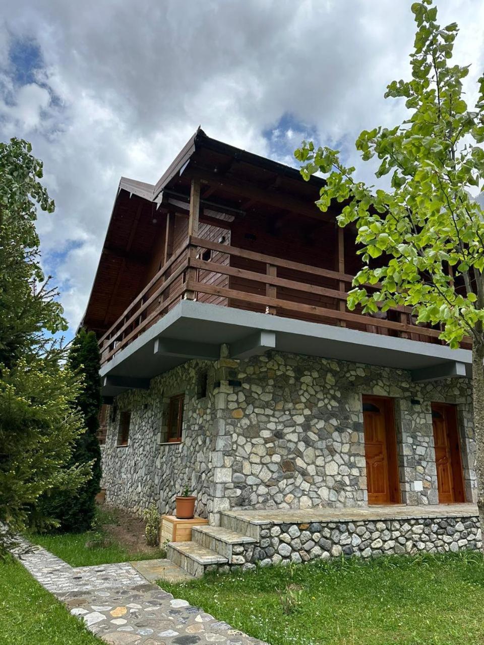Готель Valbona Relax Екстер'єр фото