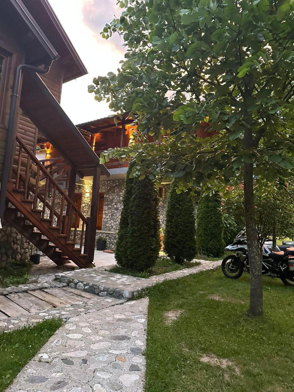 Готель Valbona Relax Екстер'єр фото